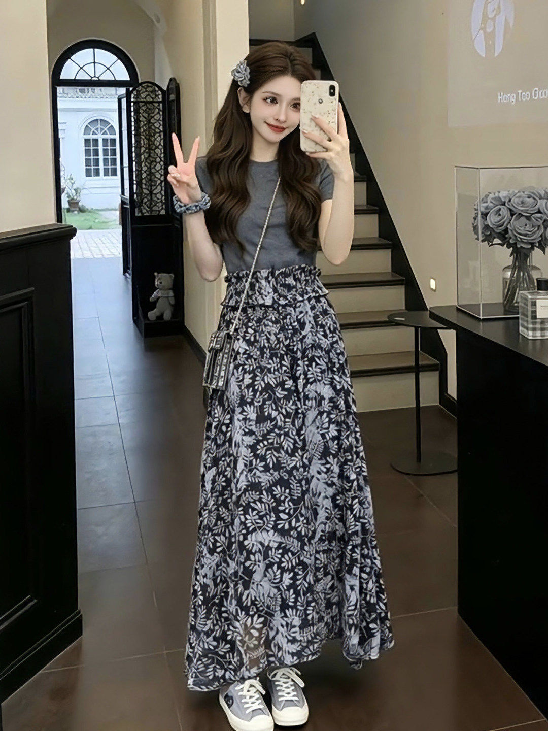 Vintage Fashion Years - طقم صيفي من توب قصير الأكمام