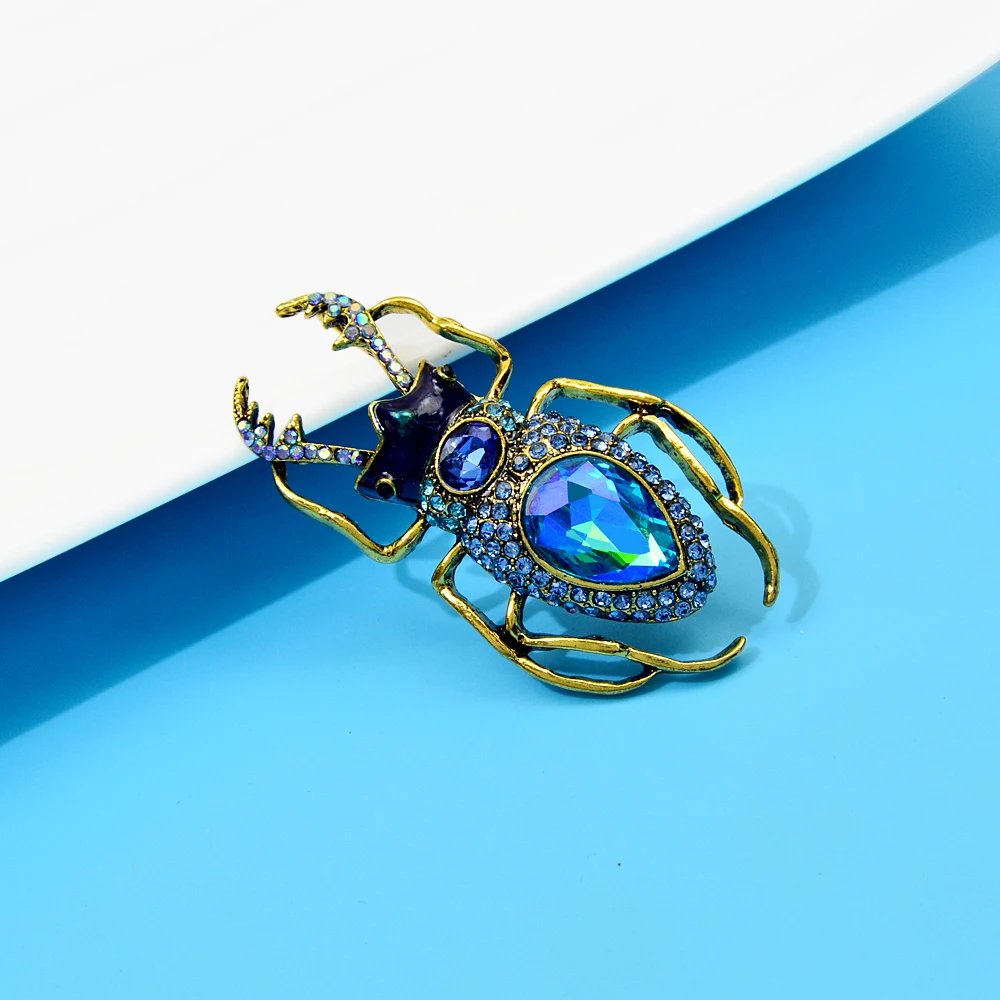 بلوكوم الأزرق كريستال خنفساء د - مراجعة Vintage Fashion Bug وسعره